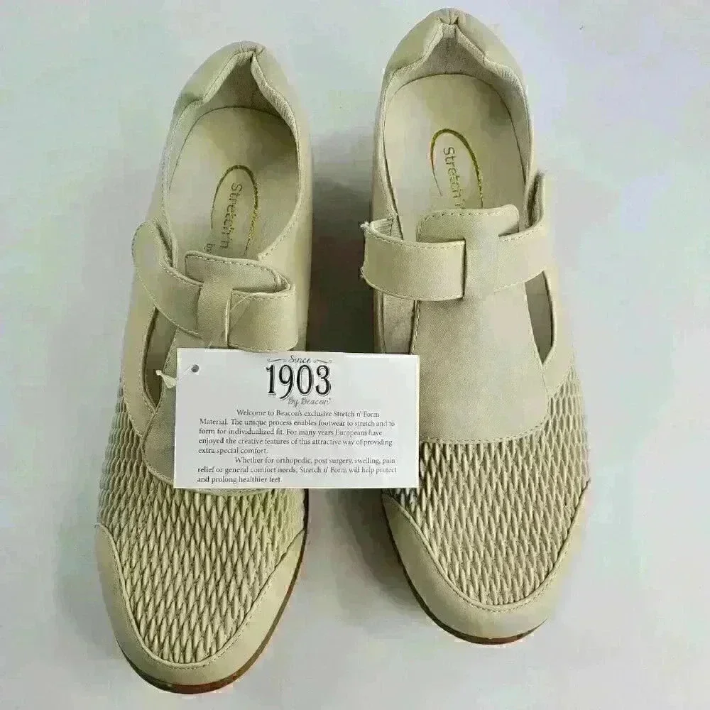 Stretch'n Form by Beacon Adjustable Strap Beige Women Comfort Shoes Size 8.5 New